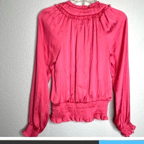 NEW Catherine Malandrino Long Sleeve Silky Blouse Tango Pink - Picture 2 of 4